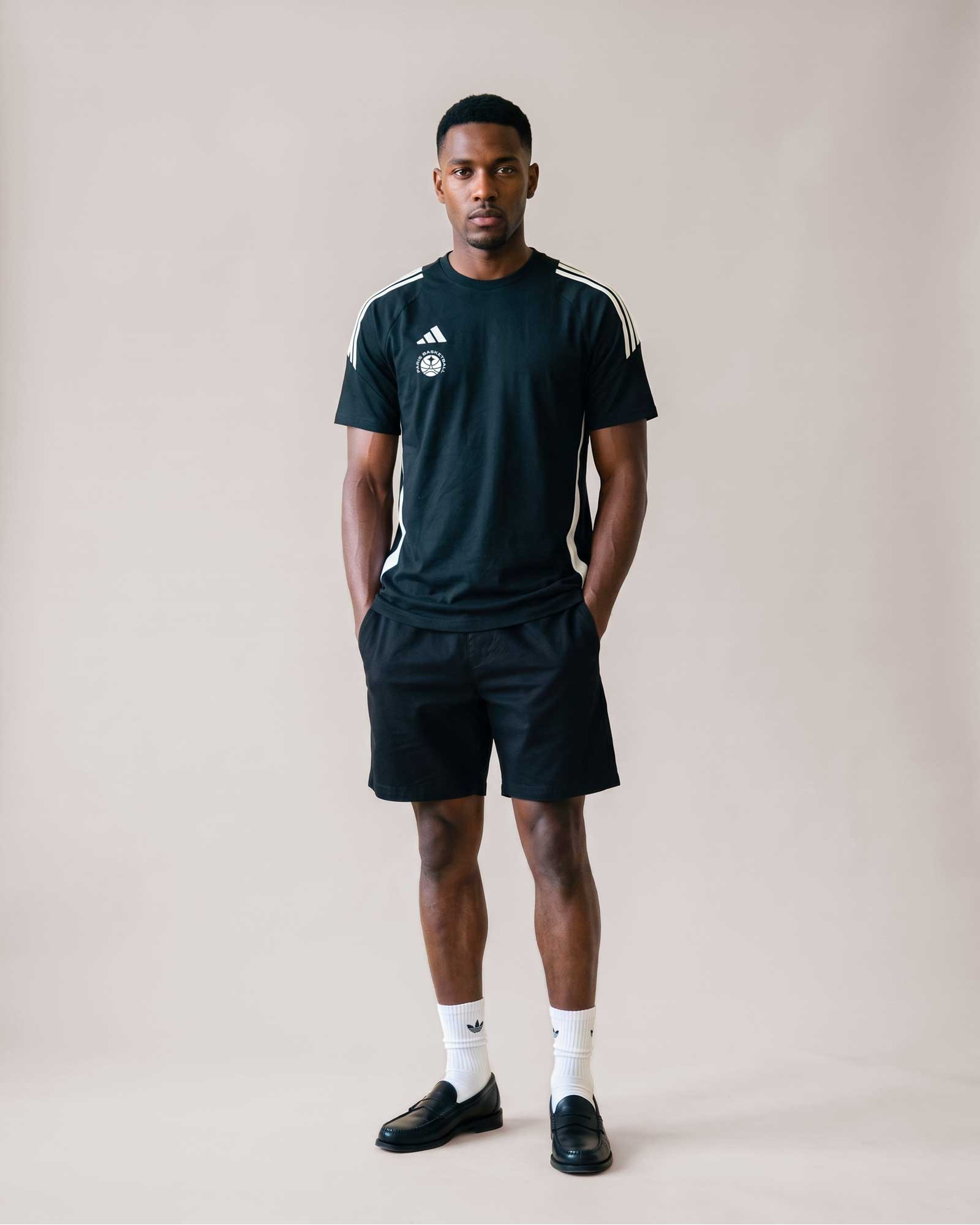 T-Shirt adidas Essentials Paris Basketball